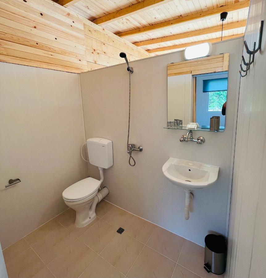 Cozyhut Бунгало Под Наем Tschernomorez Exterior foto