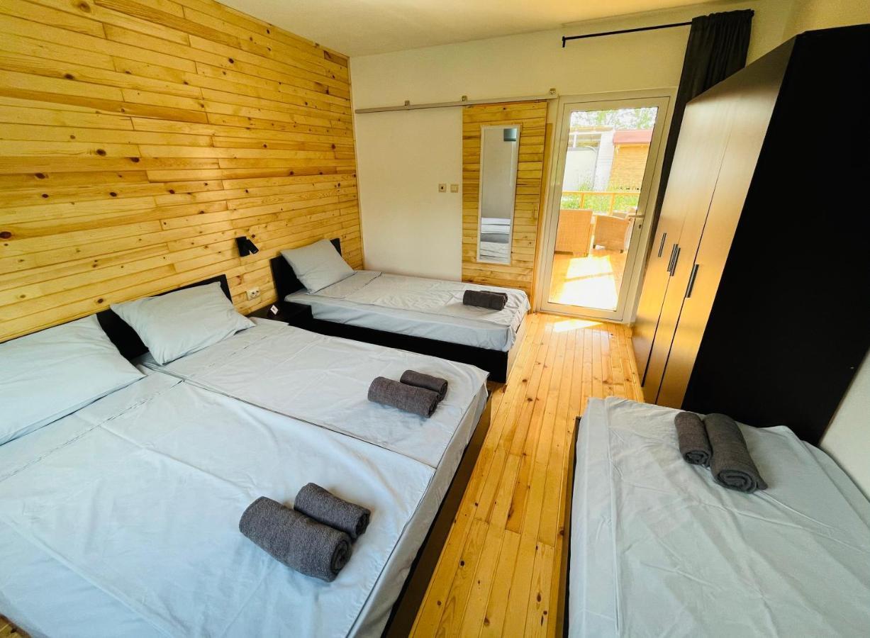 Cozyhut Бунгало Под Наем Tschernomorez Exterior foto